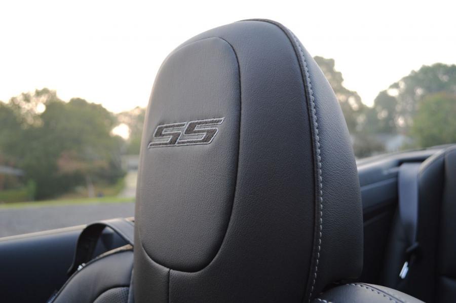  Chevrolet Camaro SS Convertible 2014 года  (фото 19 из 29)
